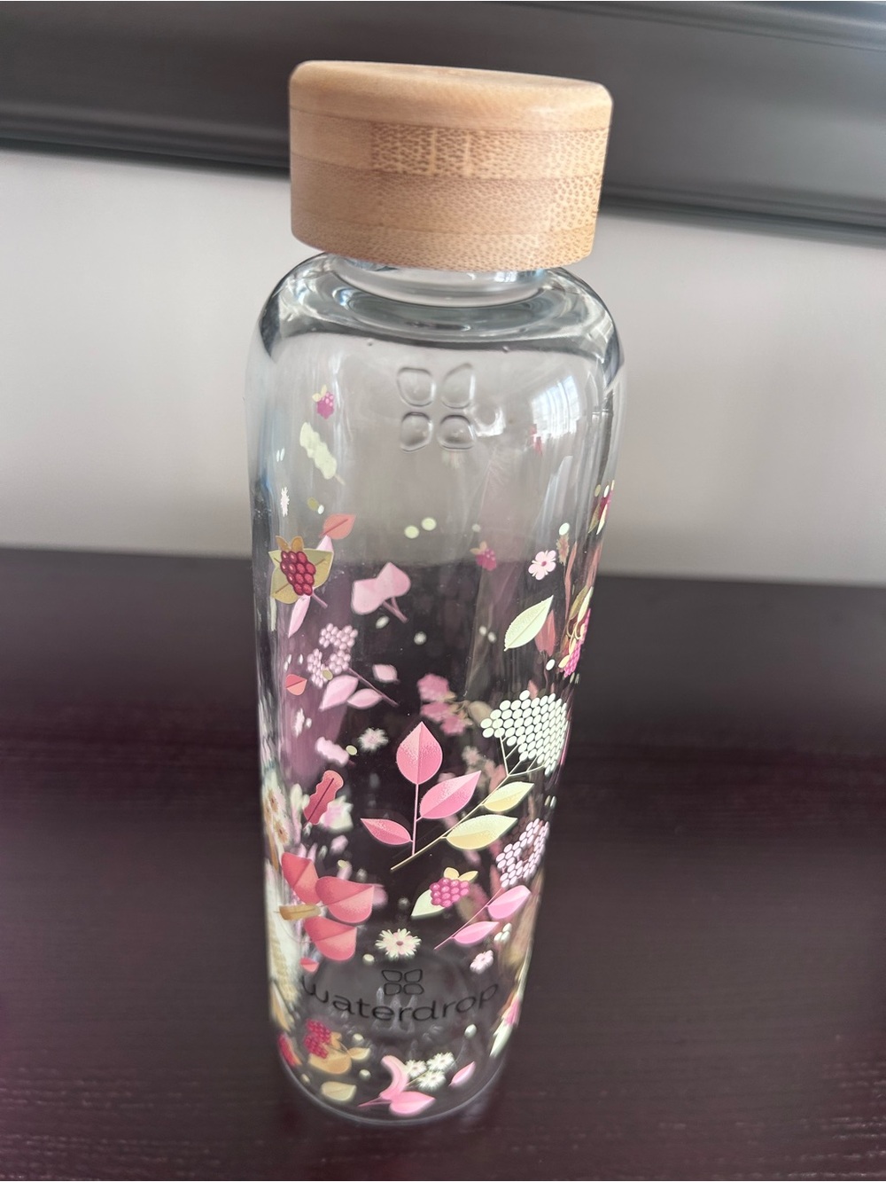 LIKE NEW. WATERDROP Floral Glass Water Bottle with Bamboo Lid & Neoprene Sleeve - Picture 2 of 2
